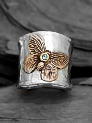 Vintage Ötvözetből Faragott Női Gyűrű Kétszínű Pillangógyűrűs Ékszerajándék